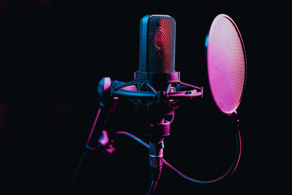 radio microphone - radio advertising
